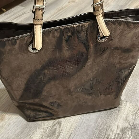 Michael Kors Handbags - Michael Kors purse preloved ❤️